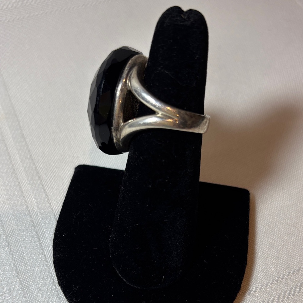 Elegant Black Faceted Statement Ring for Women